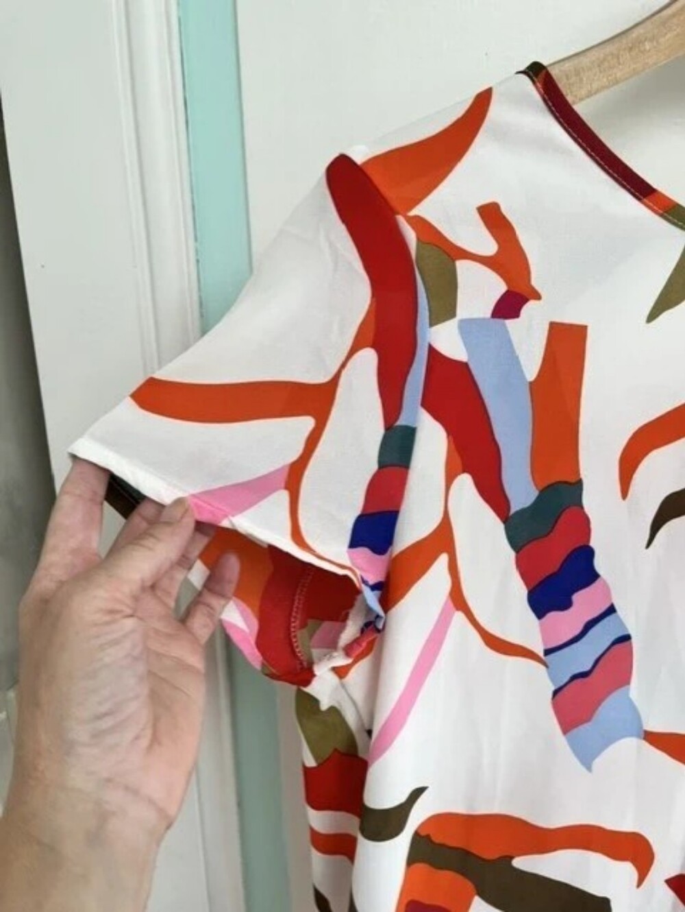 Abstract Multi-Color Short Sleeve Tee - Pink Multi - Picture 4 of 6